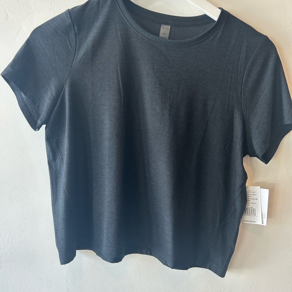 Beyond Yoga Black Cropped Short Sleeve Tee, size small, NWT